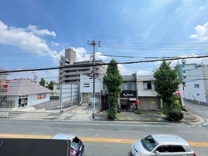 物件内観写真15　(室内からの展望)