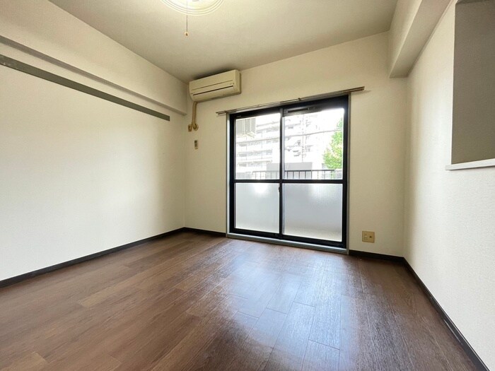 物件内観写真16　(居室)