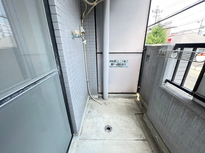 物件内観写真22　(洗濯機置場)