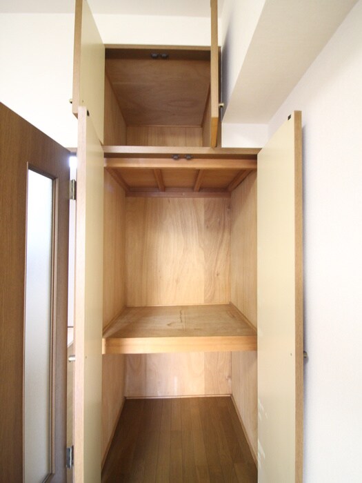 物件内観写真14　(収納)