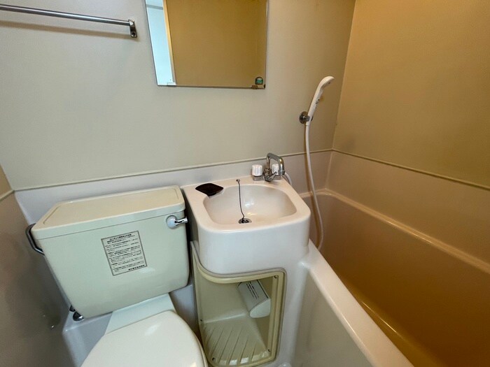 物件内観写真10　(洗面)