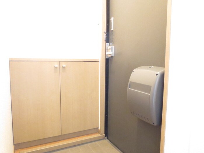 物件内観写真21　(玄関)