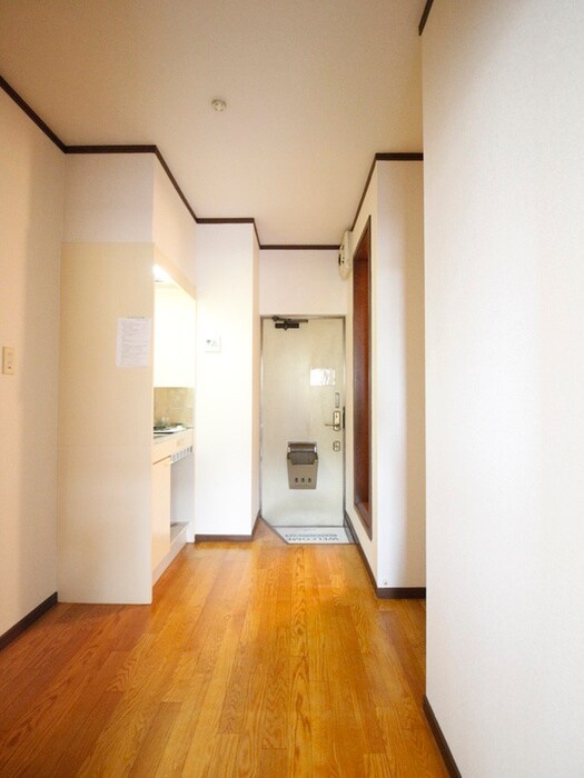 物件内観写真17　(玄関)