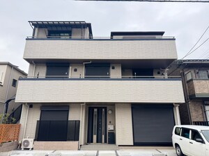 松新町貸家外観写真