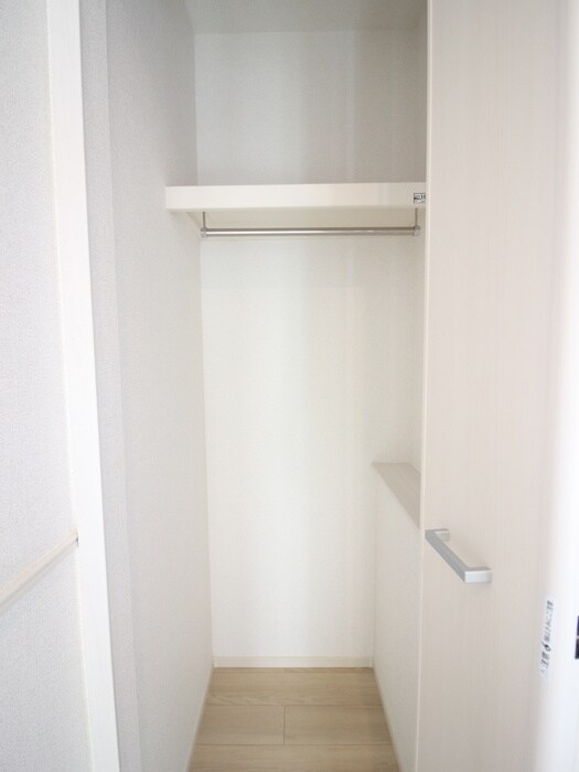 物件内観写真17　(収納)