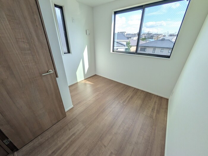 物件内観写真9　(居室)