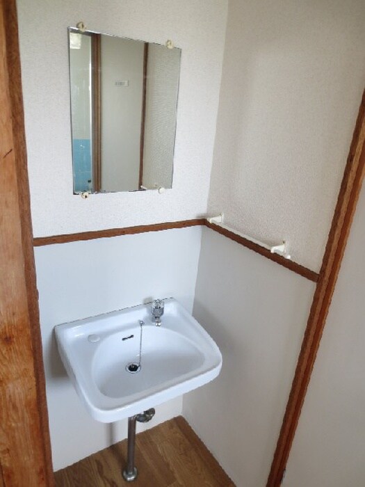 物件内観写真8　(洗面)