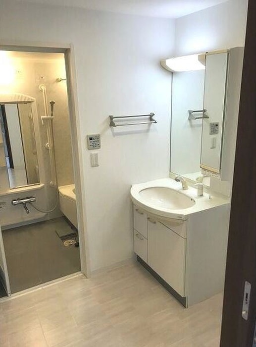 物件内観写真11　(洗面)