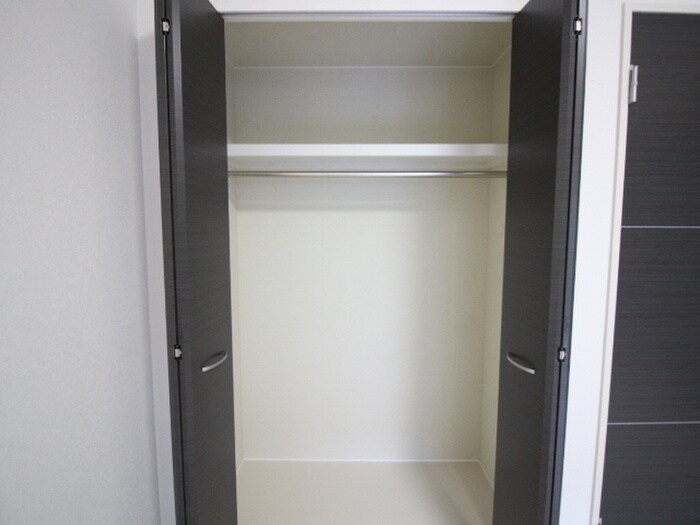 物件内観写真16　(収納)