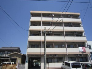 鬼頭小碓ビル外観写真