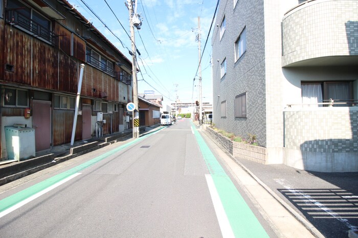 物件外観写真5　(周辺環境)