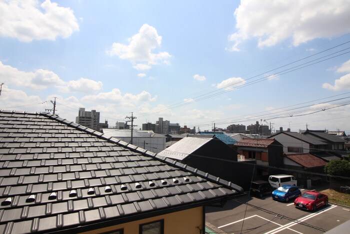 物件内観写真22　(室内からの展望)