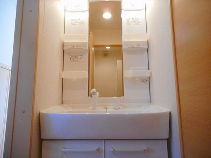 物件内観写真7　(洗面)