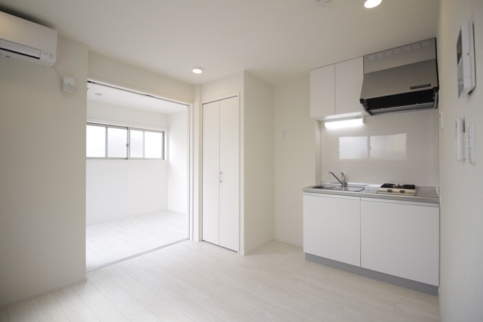 物件内観写真5　(居室)