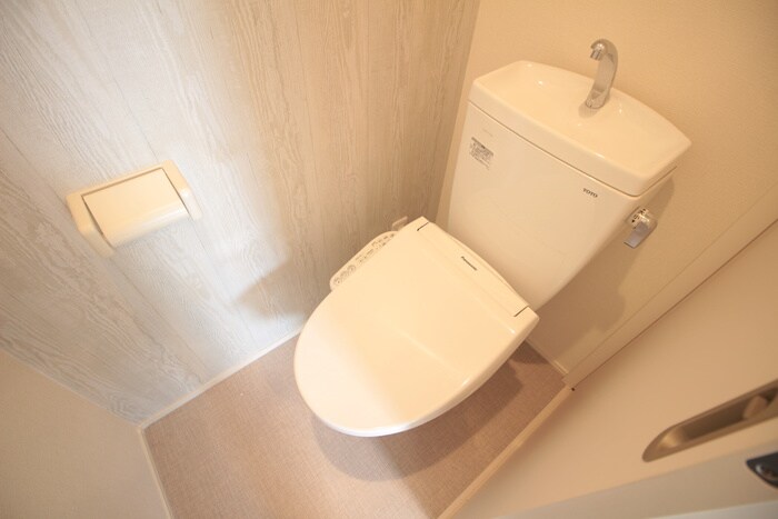 物件内観写真6　(トイレ)