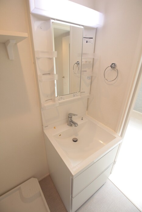 物件内観写真7　(洗面)