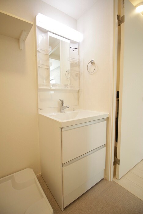 物件内観写真11　(洗面)