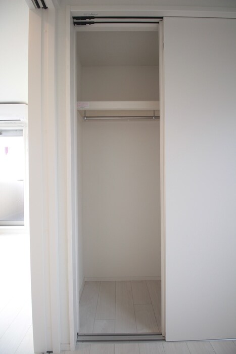 物件内観写真12　(収納)