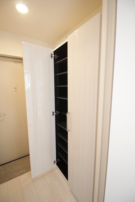 物件内観写真15　(靴箱)