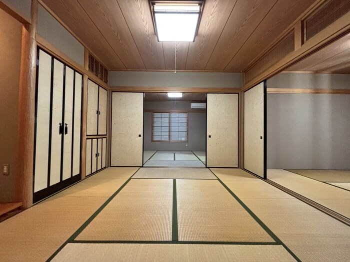 物件内観写真10　(居室)