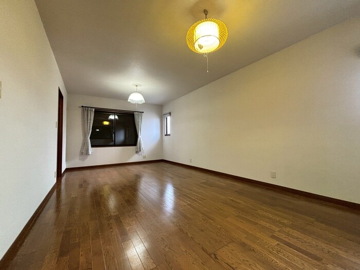 物件内観写真16　(居室)