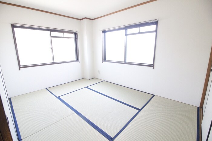 物件内観写真9　(居室)