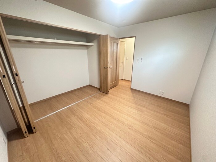 物件内観写真15　(居室)