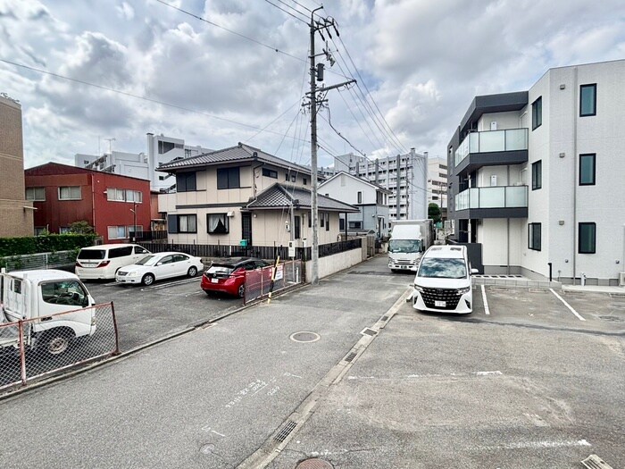 物件内観写真22　(室内からの展望)