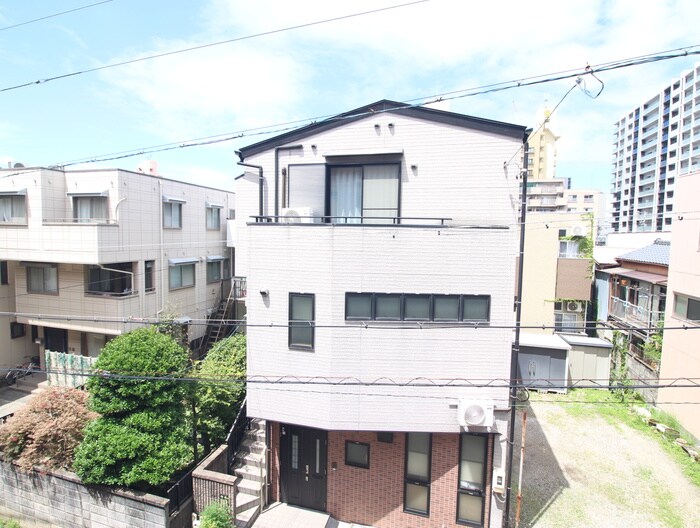 物件内観写真17　(室内からの展望)