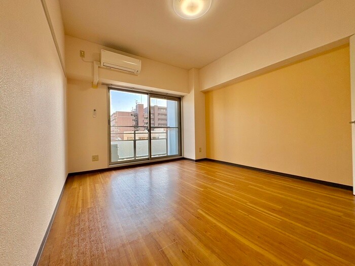 物件内観写真7　(居室)