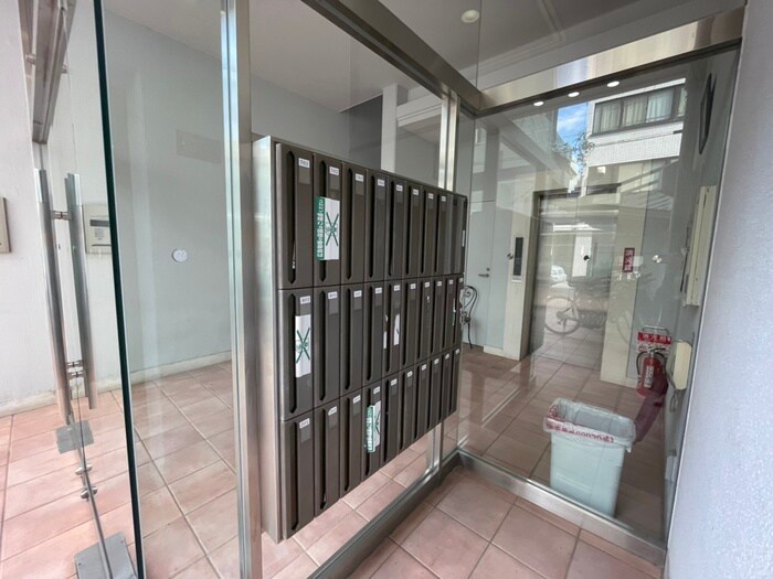 物件外観写真4　(建物設備)