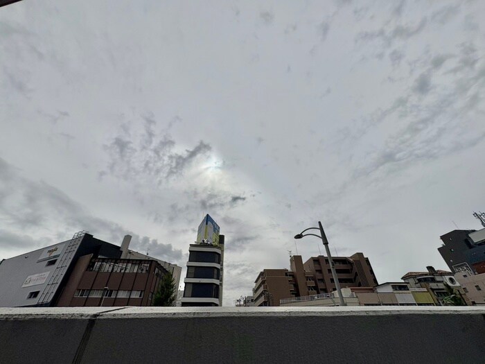 物件内観写真14　(室内からの展望)