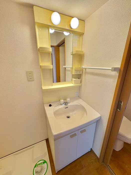 物件内観写真10　(洗面)