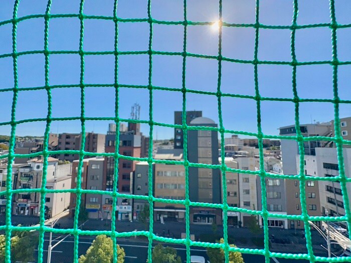 物件内観写真14　(室内からの展望)