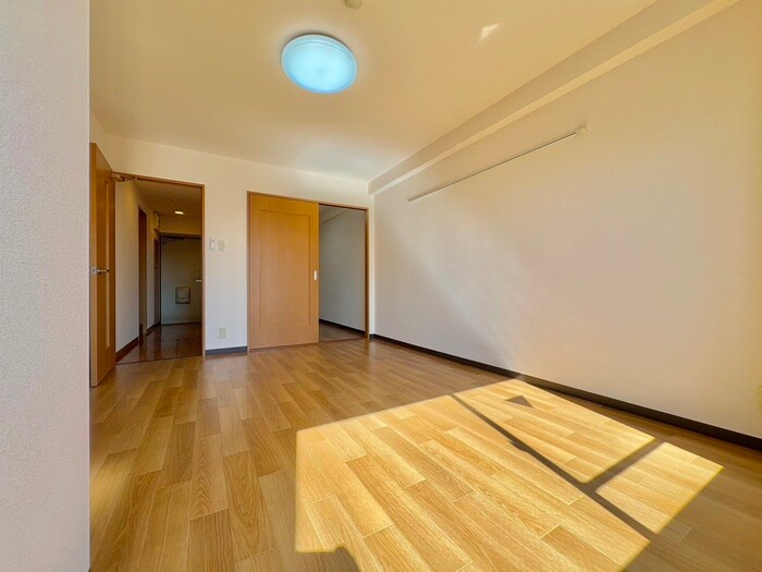 物件内観写真20　(居室)