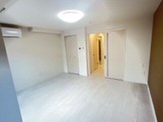 物件内観写真5　(居室)