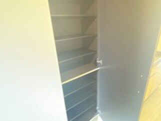 物件内観写真14　(靴箱)