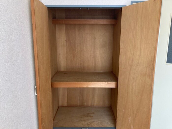 物件内観写真15　(収納)