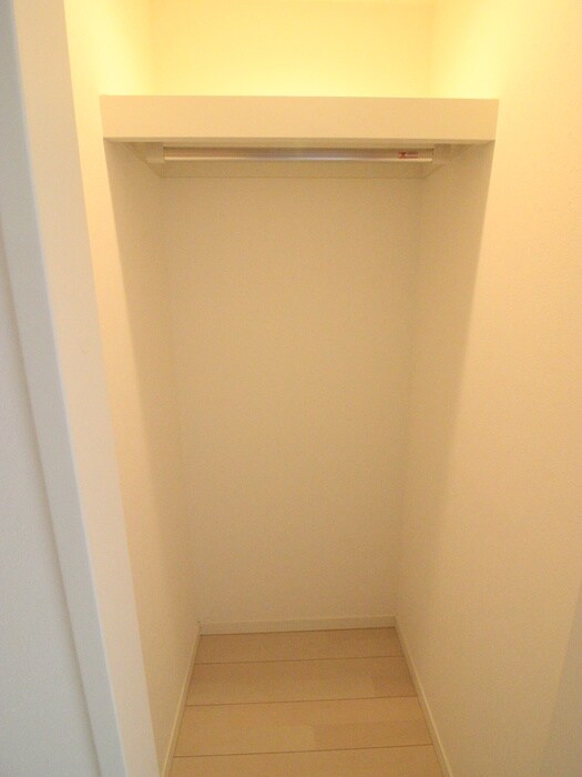 物件内観写真9　(収納)