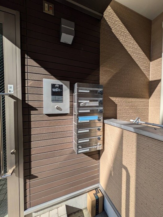 物件外観写真4　(建物設備)