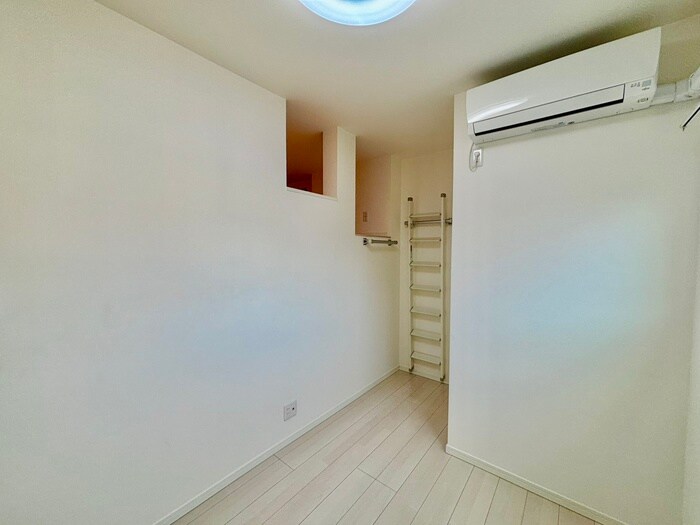 物件内観写真10　(居室)