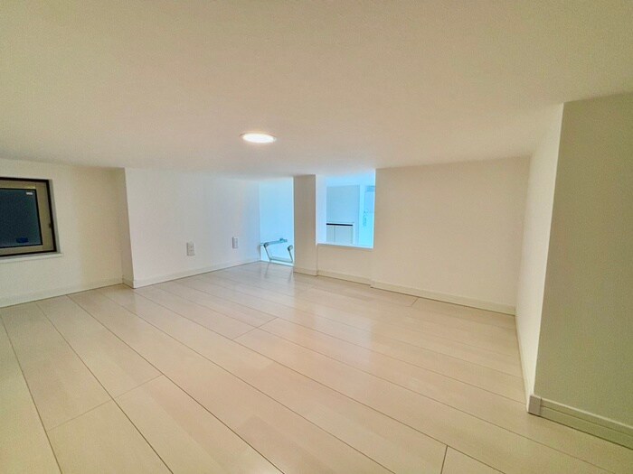 物件内観写真12　(居室)