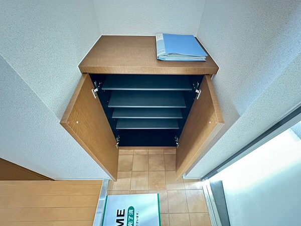 靴箱