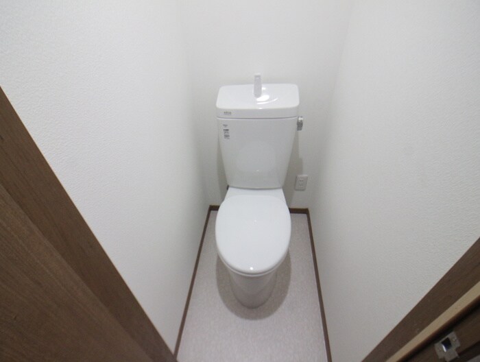 物件内観写真13　(トイレ)