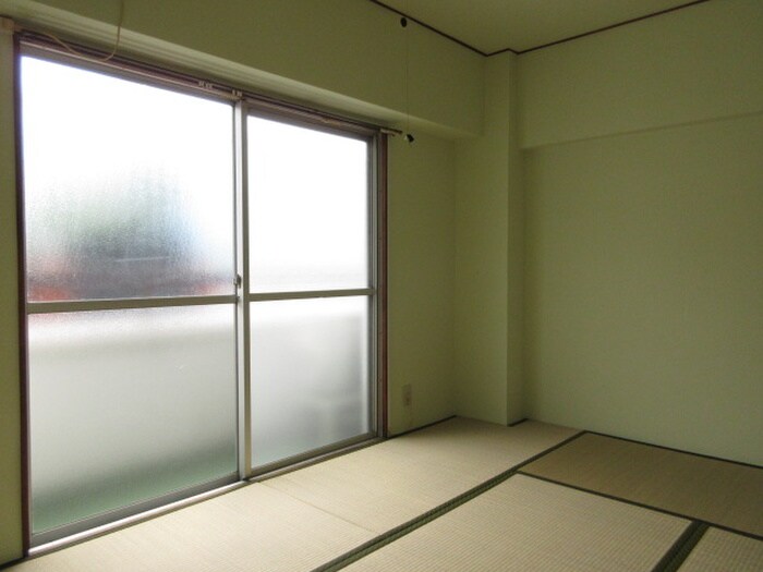 物件内観写真11　(室内からの展望)