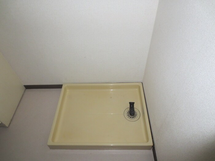 物件内観写真20　(洗濯機置場)