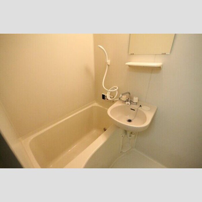 物件内観写真4　(バス／シャワールーム等)