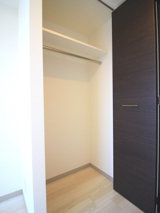 物件内観写真15　(収納)