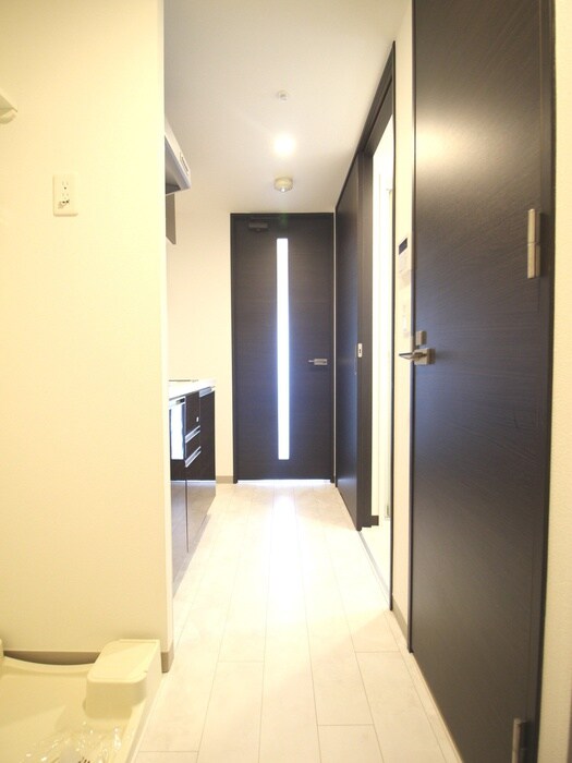 物件内観写真16　(廊下)
