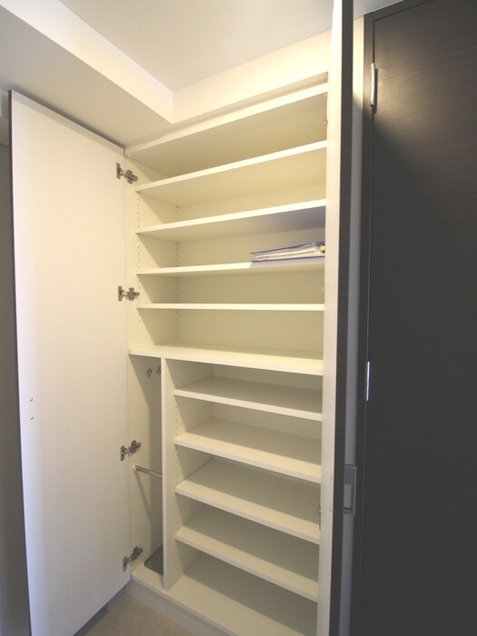 物件内観写真16　(靴箱)